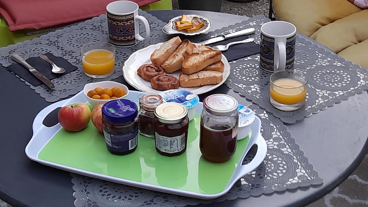 Auvillar Sur Le Chemin B&B 외부 사진